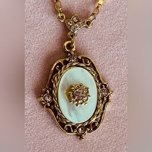 1928 NECKLACE/ GOLD DIPPED CHAIN AND  FILIGREE IVORY PENDANT W/LAVENDER CRYSTALS